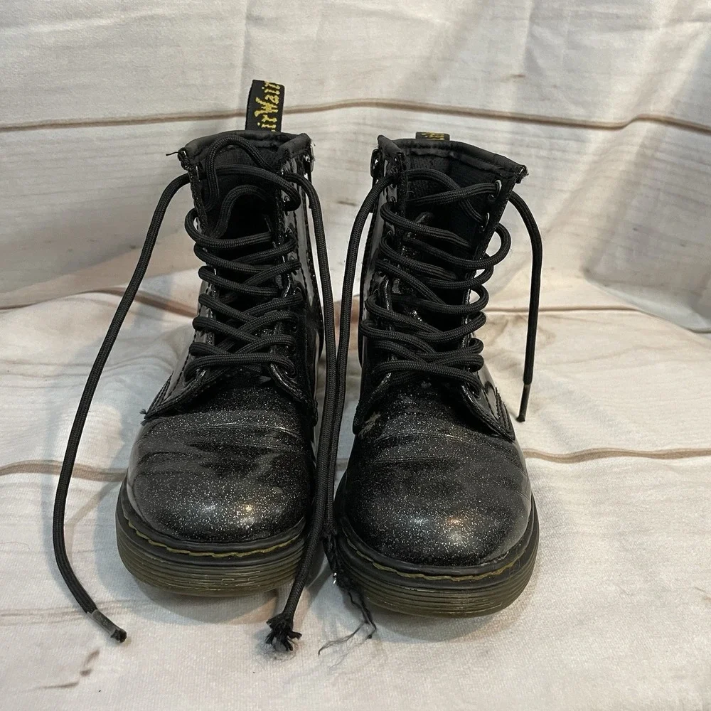 Doc Dr. Martens Black Cosmic Glitter Combat Lace Up Boots 1460 Girls Size 11 - Picture 4 of 8
